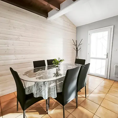 Appartement Confortable Avec Parking Et Terrasse Leucate