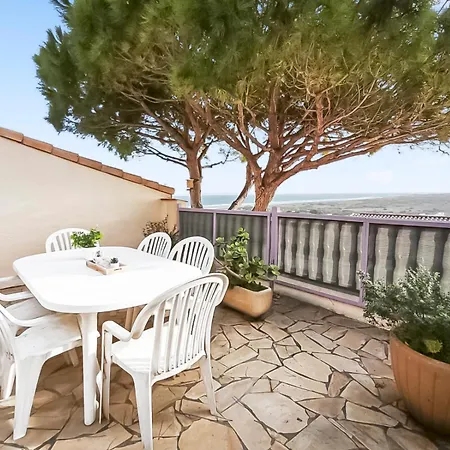 Confortable Avec Parking Et Terrasse 勒卡特