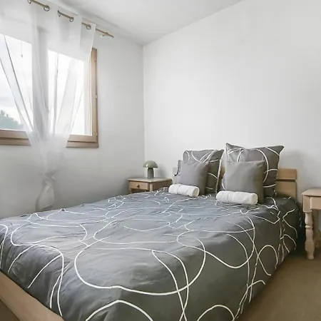 公寓 Confortable Avec Parking Et Terrasse *