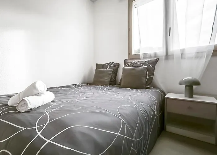 Daire Confortable Avec Parking Et Terrasse